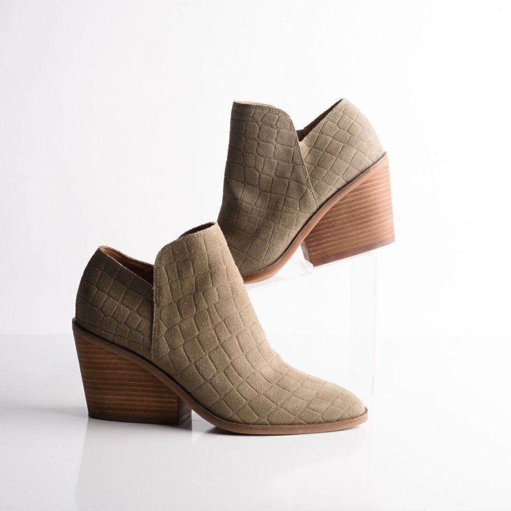 Lucky Brand Women Saucie Green Jupiter Heeled Booties Boots 7M Suede Leather New